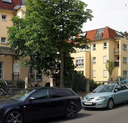 2,4,5,6 Altstadt - Am Grossen Garten Апартаменты *