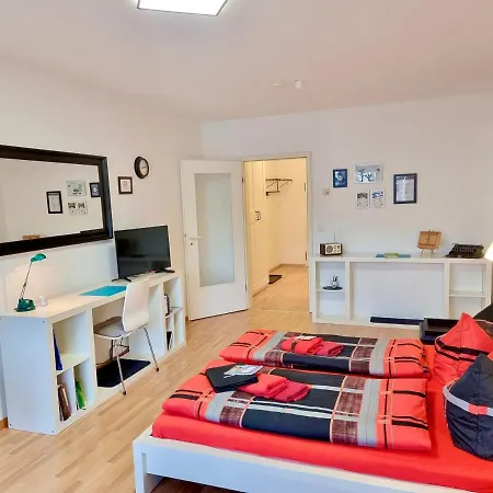 2,4,5,6 Altstadt - Am Grossen Garten Daire *