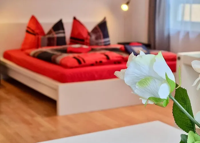 2,4,5,6 Altstadt - Am Grossen Garten * Δρέσδη