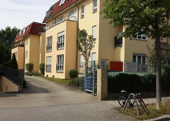 2,4,5,6 Altstadt - Am Grossen Garten Δρέσδη